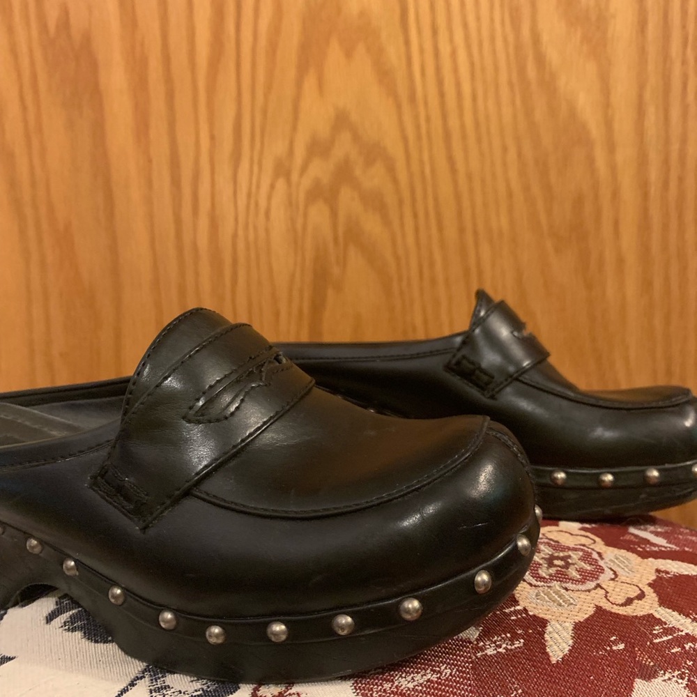 Vintage Clogs - Picture 2 of 4